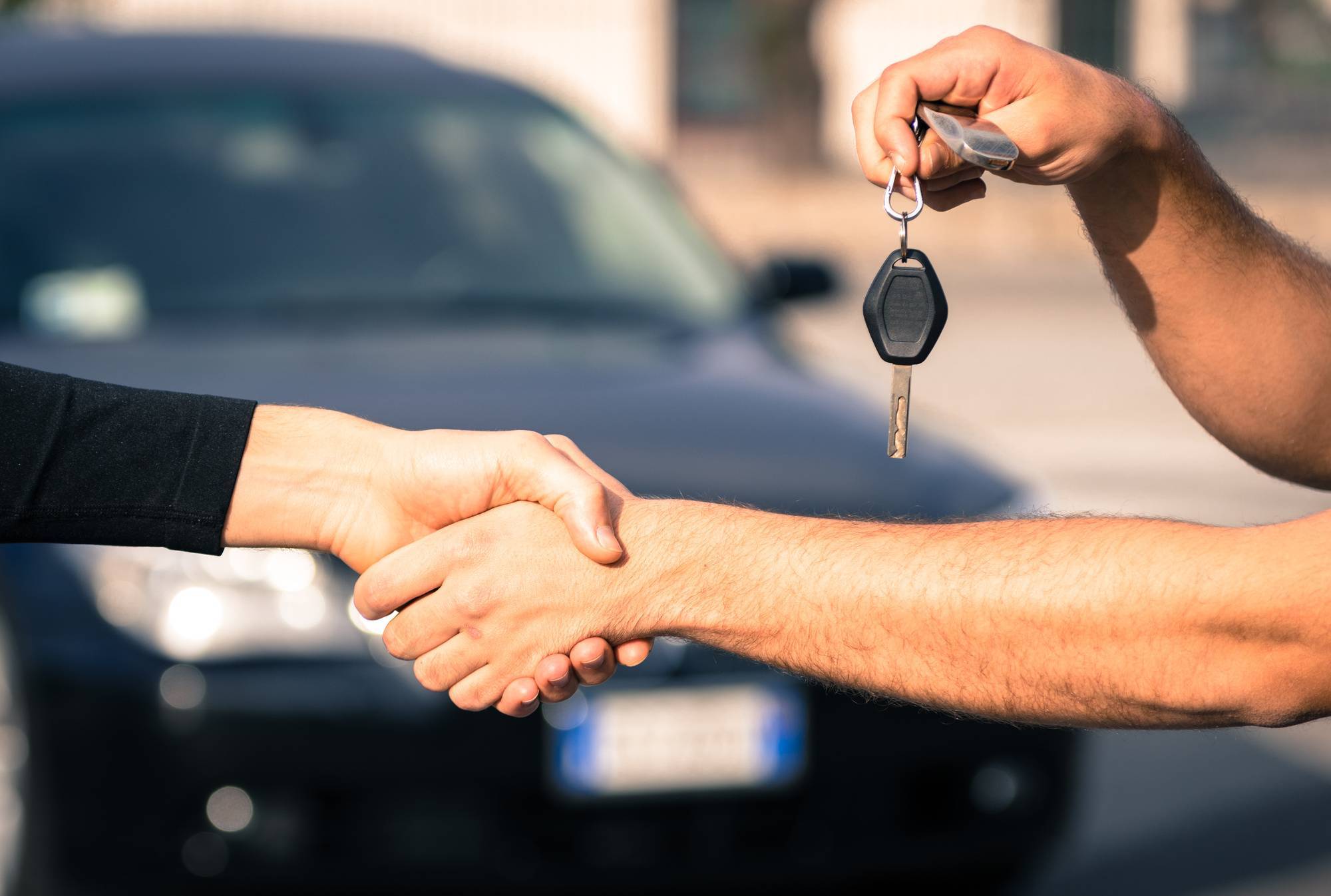 Оформление продажи автомобиля по договору: Детали и нюансы